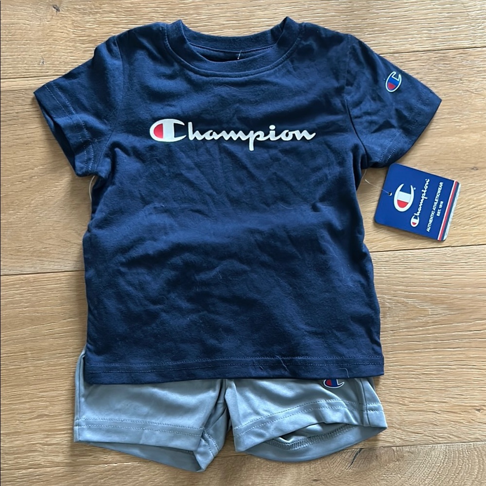 Champion 12M T-Shirt & Shorts Set